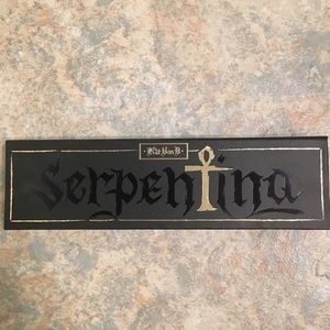 Limited Edition Kat Von D Serpentina Palette